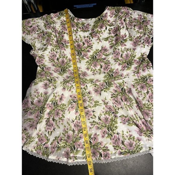 Torrid Size 2X Peplum Chiffon Clip Dot Lace‎ Inset Top White Pink Floral V Neck - Picture 14 of 14